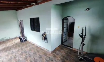 CASA RESIDENCIAL à venda, 3 quartos, 2 vagas, Pampulha - Uberlândia/MG