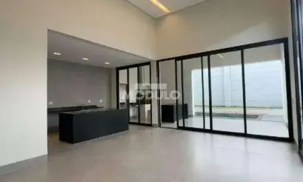 CASA DE CONDOMÍNIO à venda, 3 quartos, 3 suítes, 4 vagas, GRANJA MARILEUSA - Uberlândia/MG