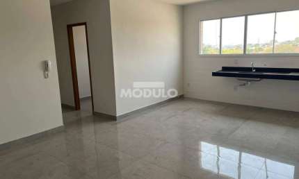 APARTAMENTO à venda, 3 quartos, 1 suíte, 2 vagas, DONA ZULMIRA - Uberlândia/MG