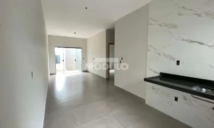 CASA RESIDENCIAL à venda, 2 quartos, 1 suíte, 1 vaga, JARDIM IPANEMA - Uberlândia/MG