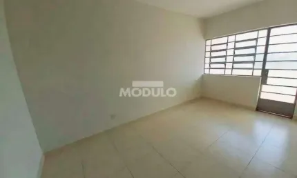 Apartamento residencial para locação no Centro da Cidade
