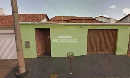 Casa residencial para locação no bairro Cidade Jardim