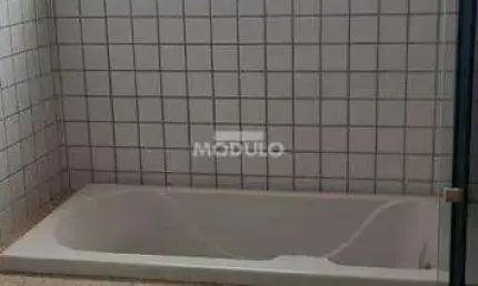 Apartamento com 3 quartos para alugar na Rua Bernardo Cupertino, --, Martins, Uberlândia
