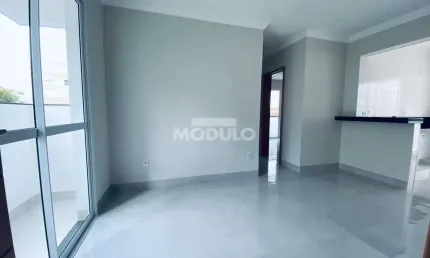 Apartamento de 2 quartos com suite e 3 sacadas no Santa Monica
