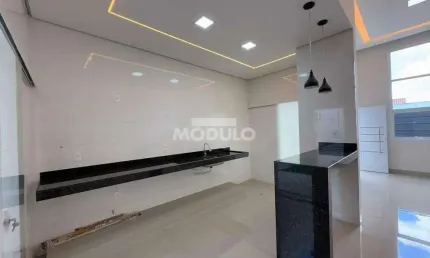 CASA RESIDENCIAL à venda, 3 quartos, 1 suíte, 2 vagas, Segismundo Pereira - Uberlândia/MG
