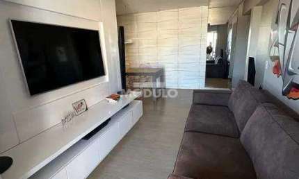 APARTAMENTO à venda, 2 quartos, 1 suíte, 2 vagas, COPACABANA - Uberlândia/MG