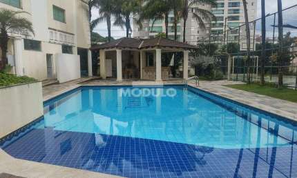 Cobertura mobiliada para locação bairro Santa Mônica com 3 quartos
