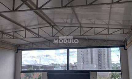 Barracão / Galpão / Depósito para alugar na Avenida Victor Alves Pereira, --, Novo Mundo, Uberlândia
