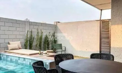 CASA DE CONDOMÍNIO à venda, 3 quartos, 1 suíte, 2 vagas, Shopping Park - Uberlândia/MG