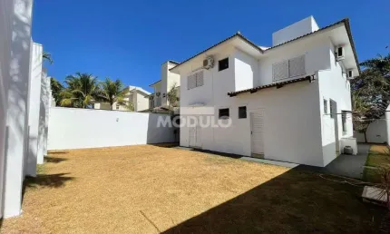 CASA RESIDENCIAL à venda, 4 quartos, 2 suítes, 3 vagas, JARDIM KARAIBA - Uberlândia/MG