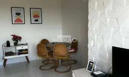 APARTAMENTO à venda, 3 quartos, 1 suíte, 1 vaga, LAGOINHA - Uberlândia/MG