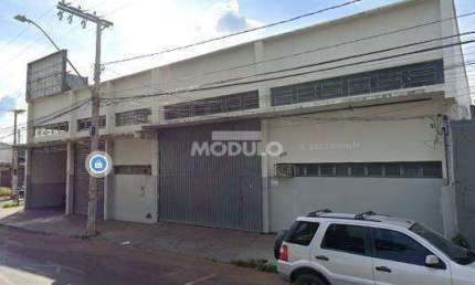 Barracão / Galpão / Depósito para alugar na Avenida Afonso Pena, --, Umuarama, Uberlândia