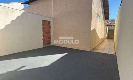 CASA RESIDENCIAL à venda, 2 quartos, 2 vagas, Pacaembu - Uberlândia/MG