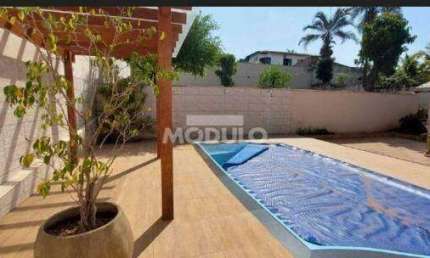 CASA RESIDENCIAL à venda, 3 quartos, 2 suítes, 4 vagas, CIDADE JARDIM - Uberlândia/MG