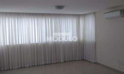 Apartamento residencial para locação, bairro Martins com 3 quartos