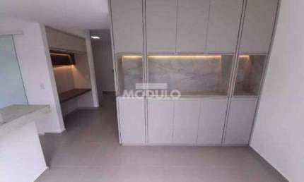 Casa residencial em condomínio no bairro Buritis com 3 quartos