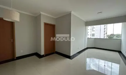 Apartamento com 3 quartos para alugar na Rua Pedro Gustin, --, Tubalina, Uberlândia