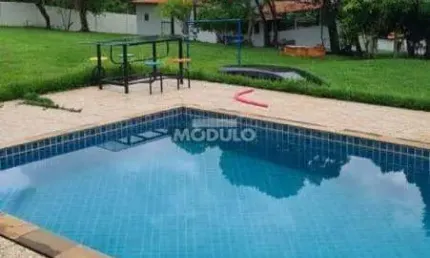 CHÁCARA à venda, 4 quartos, 2 suítes, 8 vagas, Brasil - Uberlândia/MG