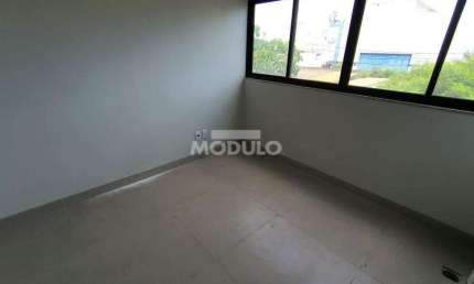 Apartamento com 2 quartos para alugar na Rua Paraíba, --, Umuarama, Uberlândia