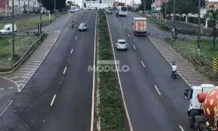 Terreno à venda na Rua Diamante, --, Jardim Patrícia, Uberlândia