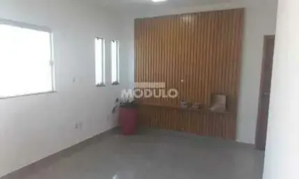 CASA COMERCIAL / RESIDENCIAL à venda, 3 quartos, 2 suítes, 4 vagas, Jardim Brasília - Uberlândia/MG