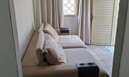 CASA RESIDENCIAL à venda, 3 quartos, 6 vagas, Aclimação - Uberlândia/MG