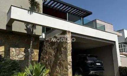 CASA DE CONDOMÍNIO à venda, 4 quartos, 3 suítes, 2 vagas, Aclimação - Uberlândia/MG