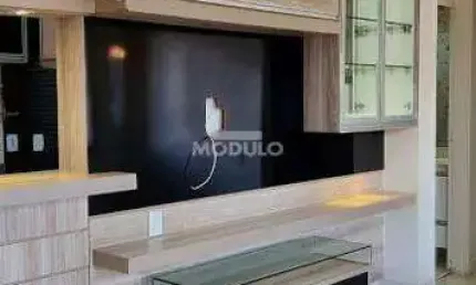 APARTAMENTO à venda, 3 quartos, 1 suíte, 2 vagas, Santa Mônica - Uberlândia/MG