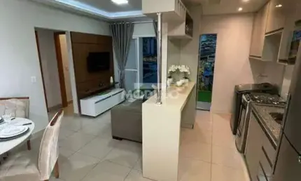 Apartamento à venda na Rua Betis, --, Laranjeiras, Uberlândia