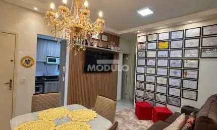 Apartamento com 2 quartos à venda na Rua Joaquim Leal de Camargos, --, Chácaras Tubalina, Uberlândia