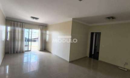 Apartamento residencial para locação, bairro Osvaldo Rezende com 4 quartos