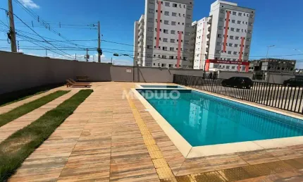 Apartamento para locação bairro Laranjeiras com 2 quartos