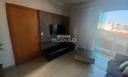APARTAMENTO à venda, 2 quartos, 1 suíte, 1 vaga, TABAJARAS - Uberlândia/MG