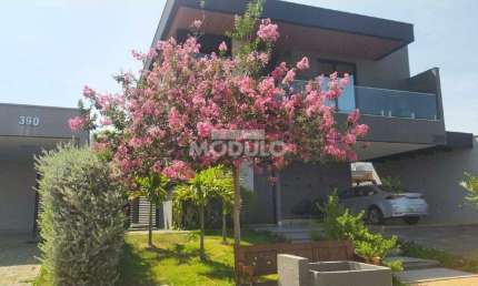 CASA RESIDENCIAL à venda, 6 quartos, 6 suítes, 4 vagas, GRANJA MARILEUSA - Uberlândia/MG