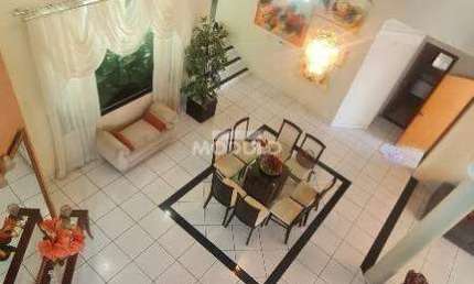 CASA RESIDENCIAL à venda, 4 quartos, 2 suítes, 6 vagas, CIDADE JARDIM - Uberlândia/MG