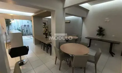 Apartamento residencial para locação bairro Saraiva com 3 quartos