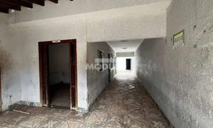 CASA RESIDENCIAL à venda, 3 quartos, 2 vagas, Laranjeiras - Uberlândia/MG