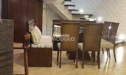 Casa em condomínio para locação, bairro Granja Marileusa com 5 quartos