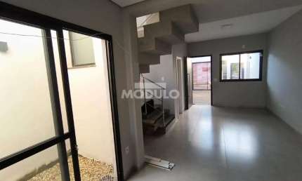 Casa residencial para locação, bairro Bosque dos Buritis, com 3 quartos