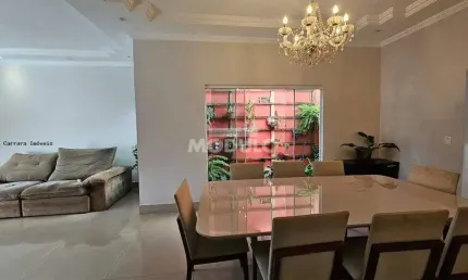 Casa residencial para locação bairro Novo Mundo com 3 quartos