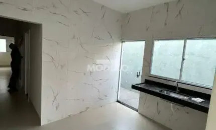 CASA RESIDENCIAL à venda, 2 quartos, 1 suíte, 2 vagas, JARDIM CANAA - Uberlândia/MG