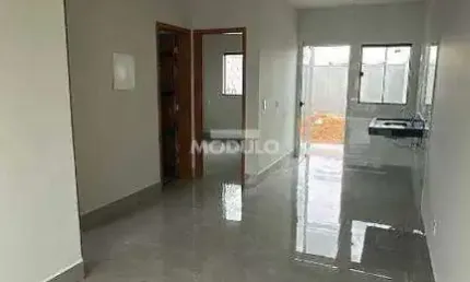 CASA RESIDENCIAL à venda, 2 quartos, 2 vagas, Residencial Fruta do Conde - Uberlândia/MG