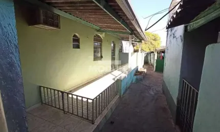 COLÔNIA à venda, 2 quartos, Santa Mônica - Uberlândia/MG