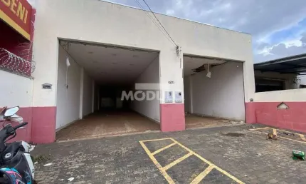 Ponto comercial para alugar na Avenida Wilson Rodrigues da Silva, --, Residencial Pequis, Uberlândia