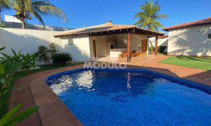 Casa residencial para locação, bairro Morada da Colina com 3 quartos