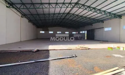 Galpão comercial para locação bairro Segismundo Pereira