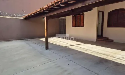 CASA RESIDENCIAL à venda, 3 quartos, 1 suíte, 3 vagas, CIDADE JARDIM - Uberlândia/MG