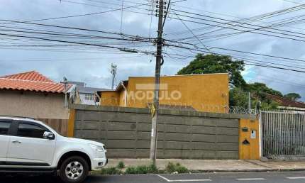 Casa para alugar na Avenida Araguari, --, Martins, Uberlândia