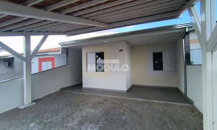 Casa em condomínio para locação, bairro Aclimação com 2 quartos