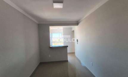 Apartamento residencial para locação, bairro Santa Mônica com 2 quartos